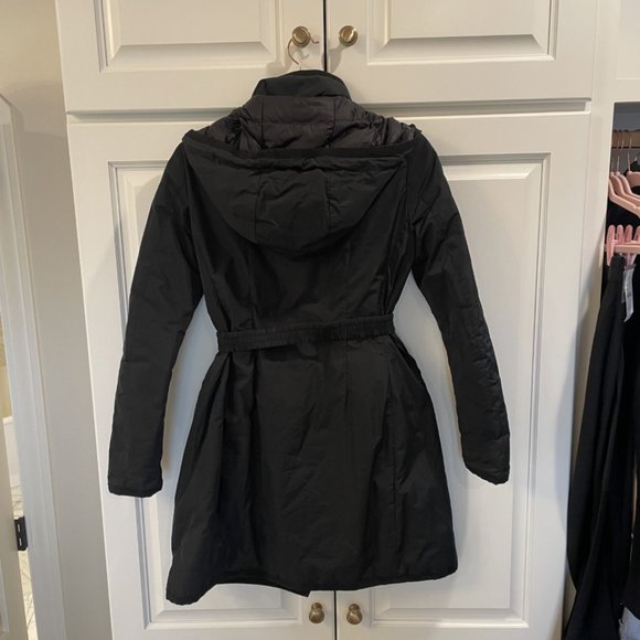 MONCLER Water Resistant Down Coat, Size 0. No flaws! - Picture 2 of 5